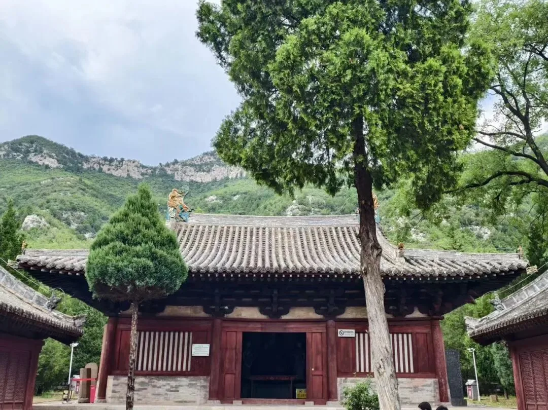 大云院殿宇与庭院