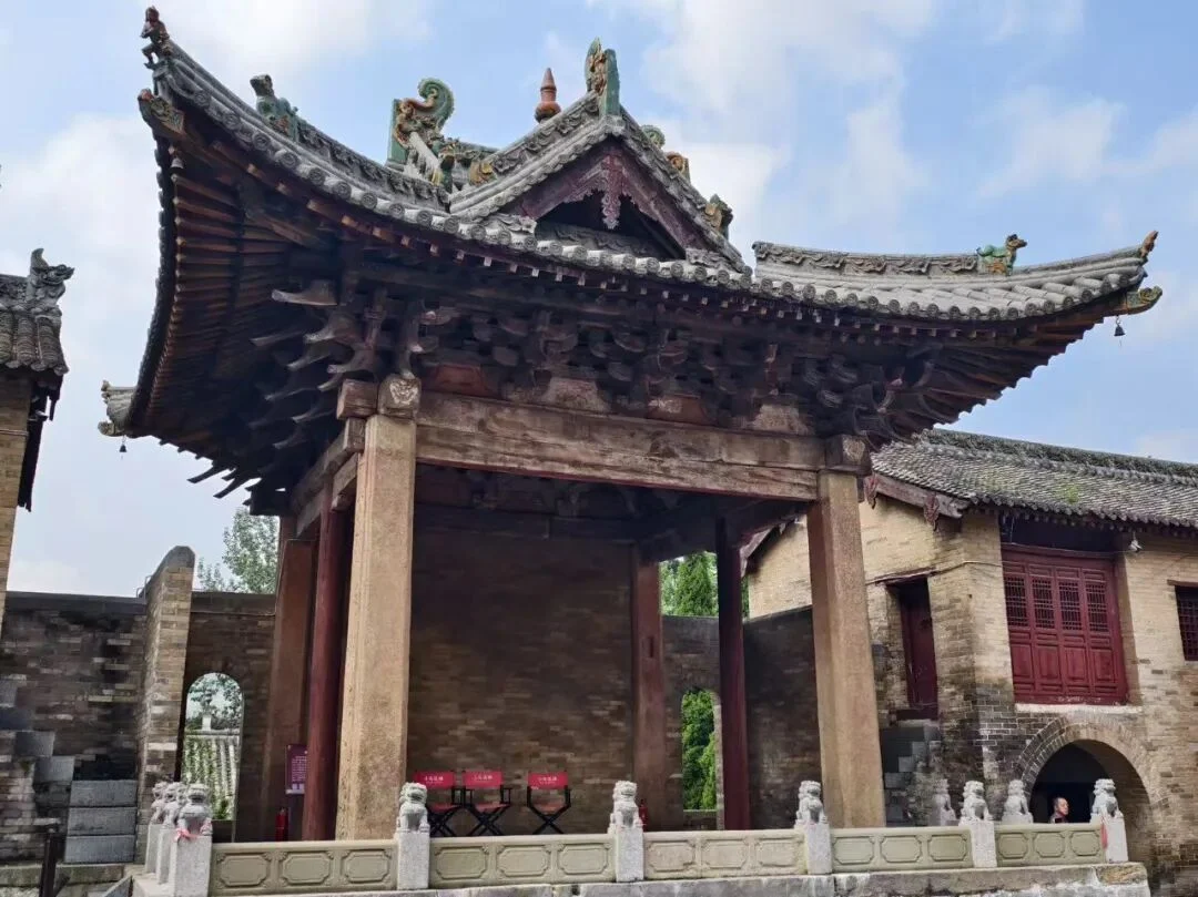 冶底岱庙古戏台