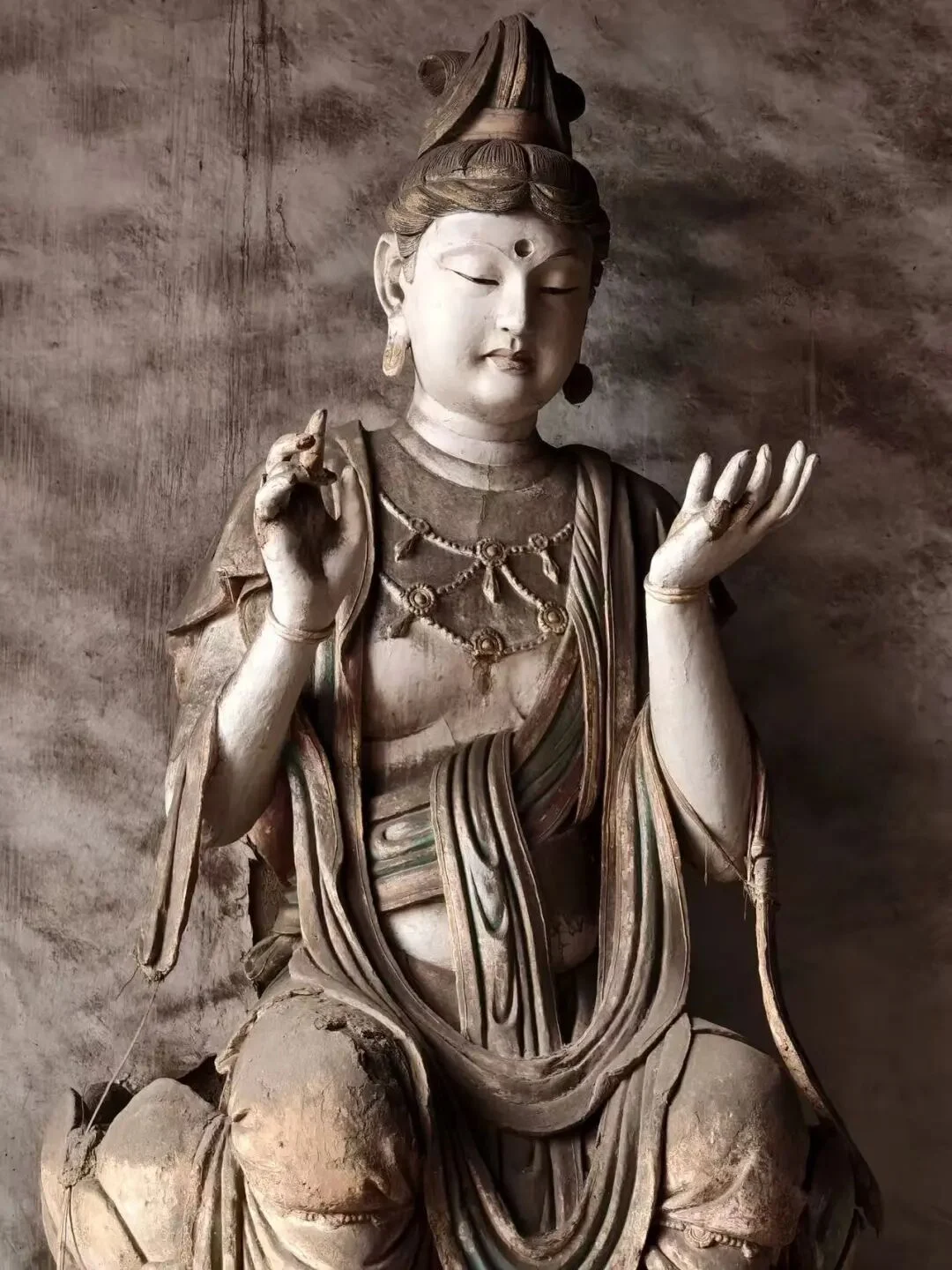 法兴寺 · 彩塑